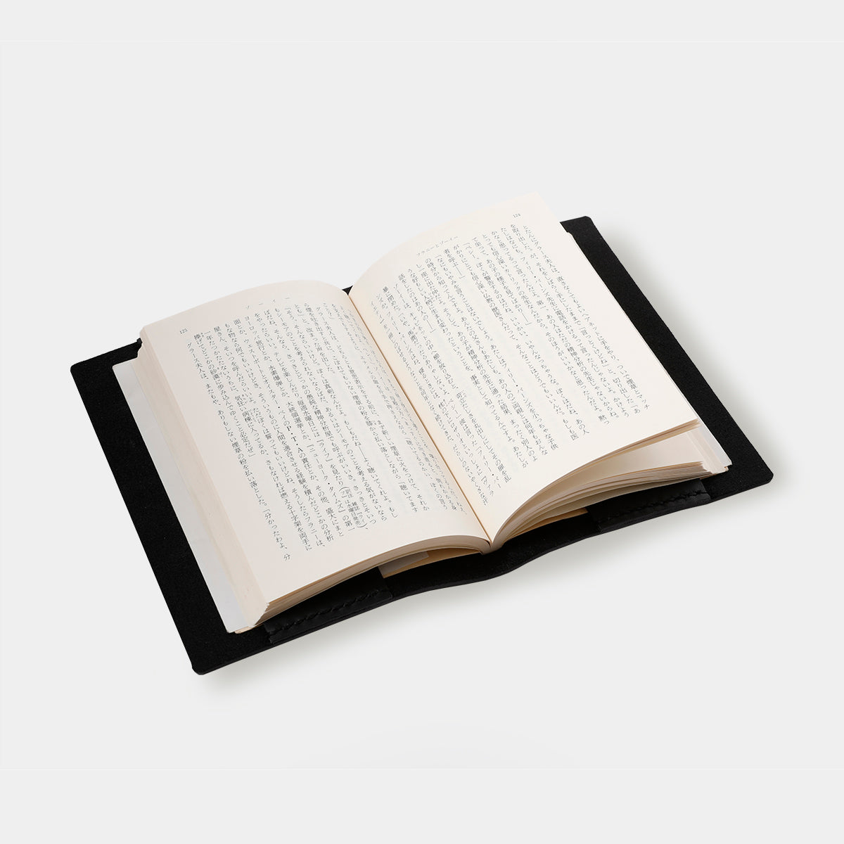 Traveler’s Notebook TF Leather Book Cover Paperback Size (07100559)