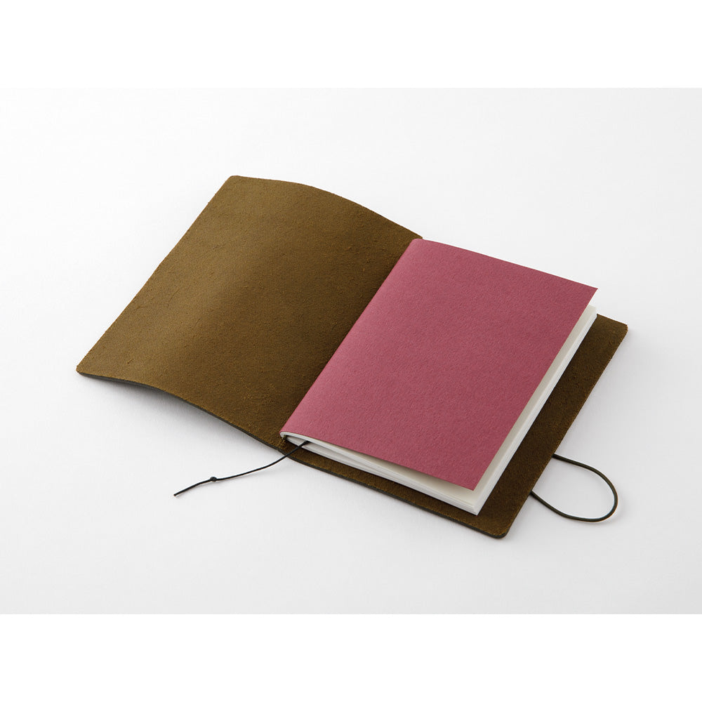 Traveler's Notebook Passport Size Leather Cover Starter Kit Olive Green (15343006)