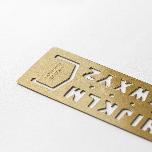 TRAVELER'S COMPANY Brass Alphabet Template Bookmark (42169006)