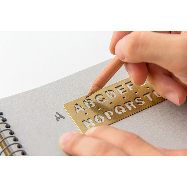 TRAVELER'S COMPANY Brass Alphabet Template Bookmark (42169006)
