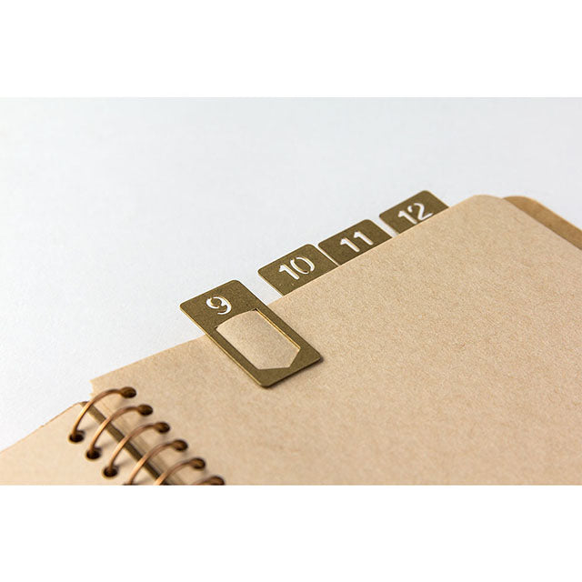 TRAVELER'S COMPANY Brass Number Clips Set 1 to 12 (43080006)
