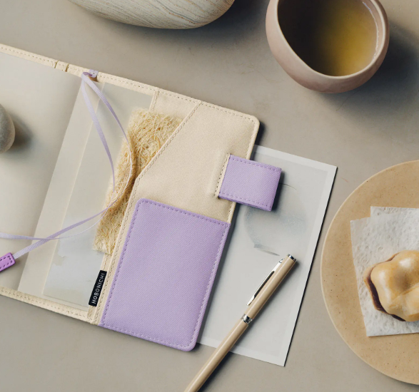 Hobonichi Techo 2027 Unsodo Bijutsu-kai “Ume and Nadeshiko” A6 Planner Cover