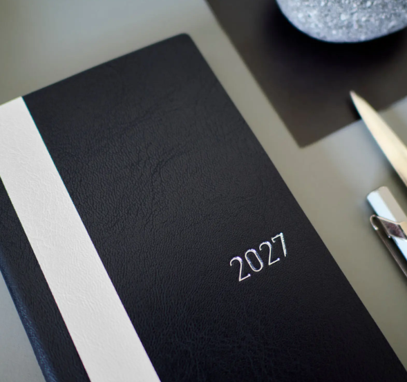 Hobonichi Techo Weeks 2027 White Line Black Planner