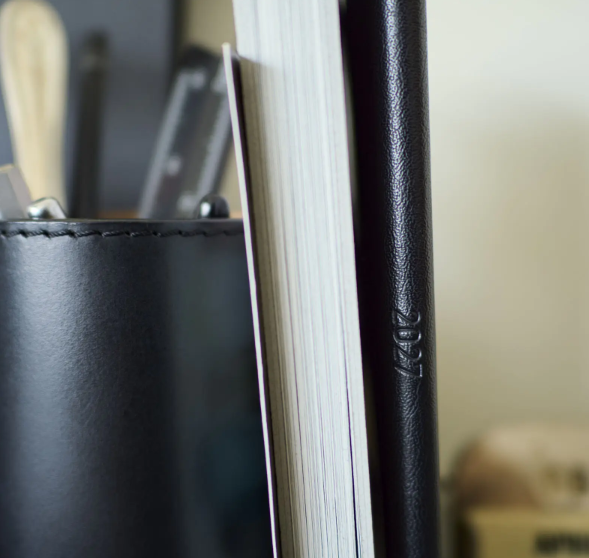 Hobonichi Techo Weeks 2027 White Line Black Planner
