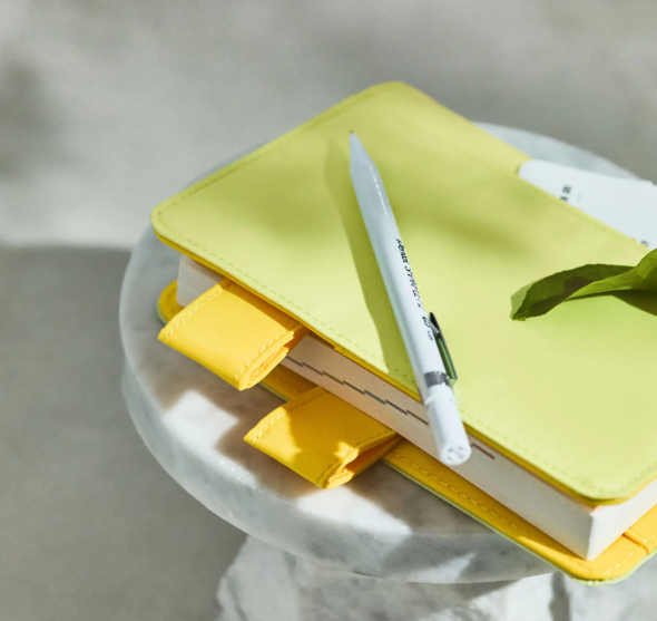 Hobonichi Techo 2027 Colors Fresh Citron A6 Planner Cover
