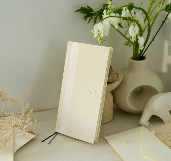 Hobonichi Techo Weeks 2027 White Line Ivory Planner