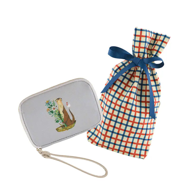 Hobonichi Drawer Pouch Pocket – “Delivering Flowers” by Toshiyuki Fukuda