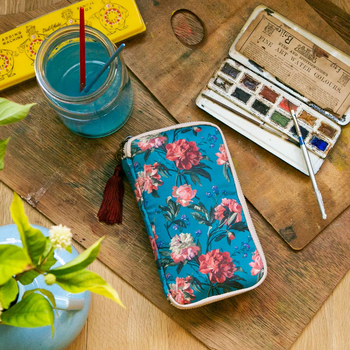 Hobonichi LIBERTY FABRICS “Decadent Blooms” Small Drawer Pouch