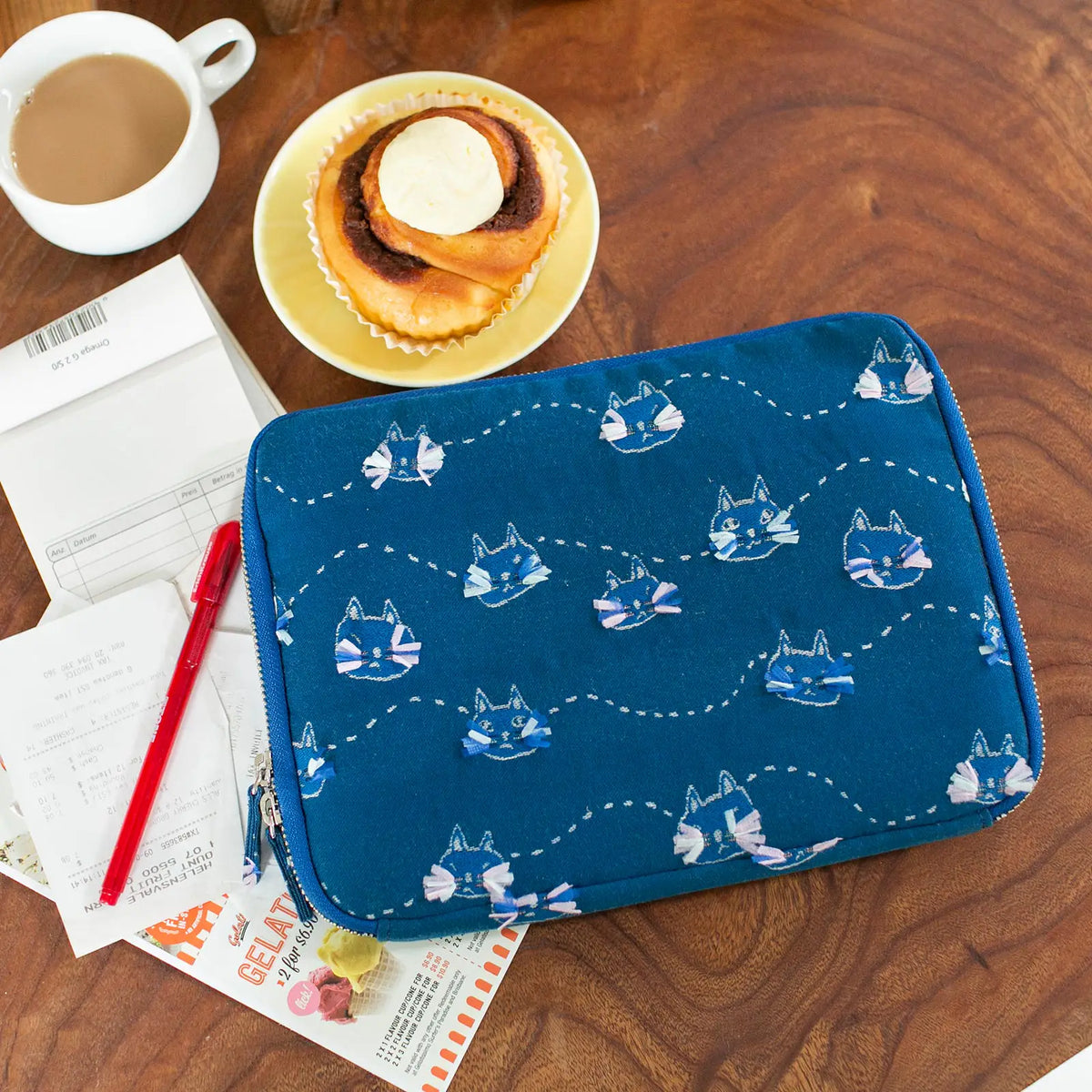 Hobonichi “Higeneko” Cat Large Drawer Pouch