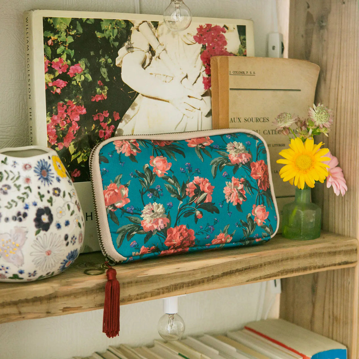 Hobonichi Techo Drawer Pouch Ane “Decadent Blooms” Organizer Pouch