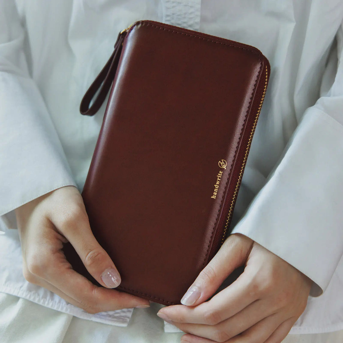 Hobonichi Techo 2027 Single Color “Amarone” Weeks Cover