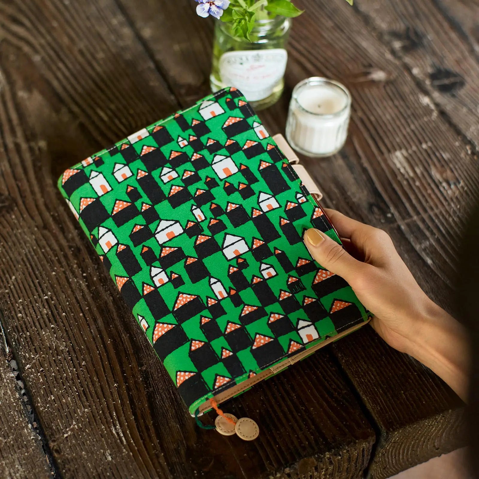 Hobonichi Techo minä perhonen hütte Planner Cover 2027