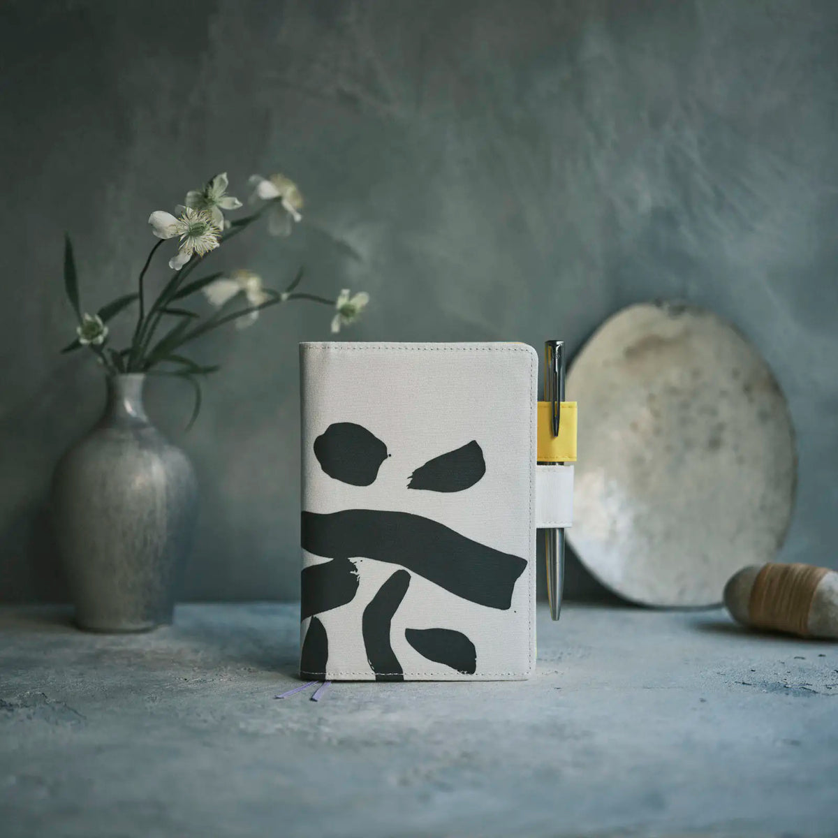 Hobonichi Techo A6 Yuichi Inoue Hana Planner Cover 2027