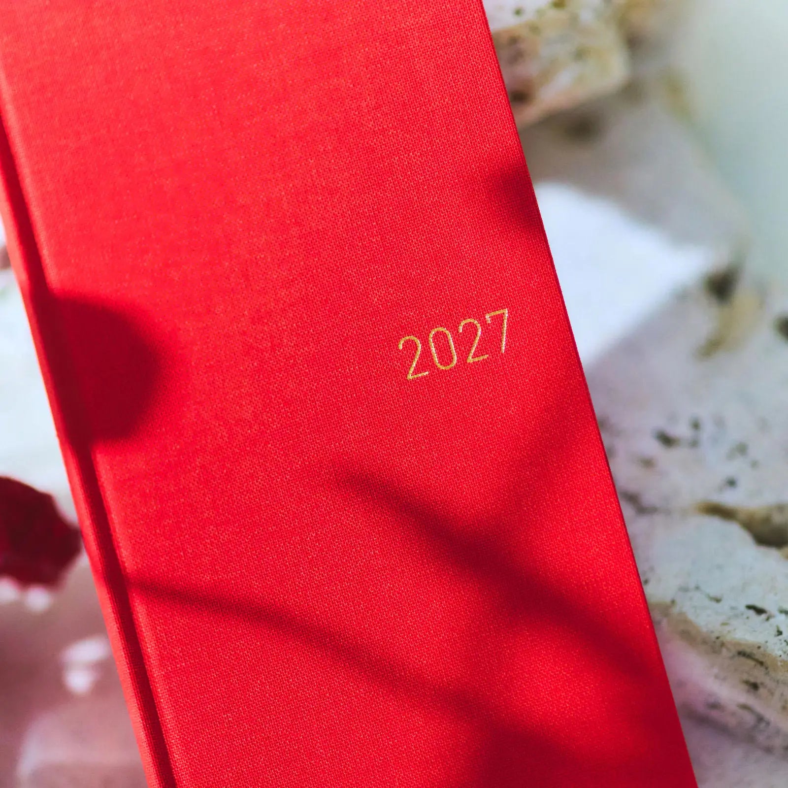 Hobonichi Techo Weeks Mega 2027 Colors “Poppy Red” Planner