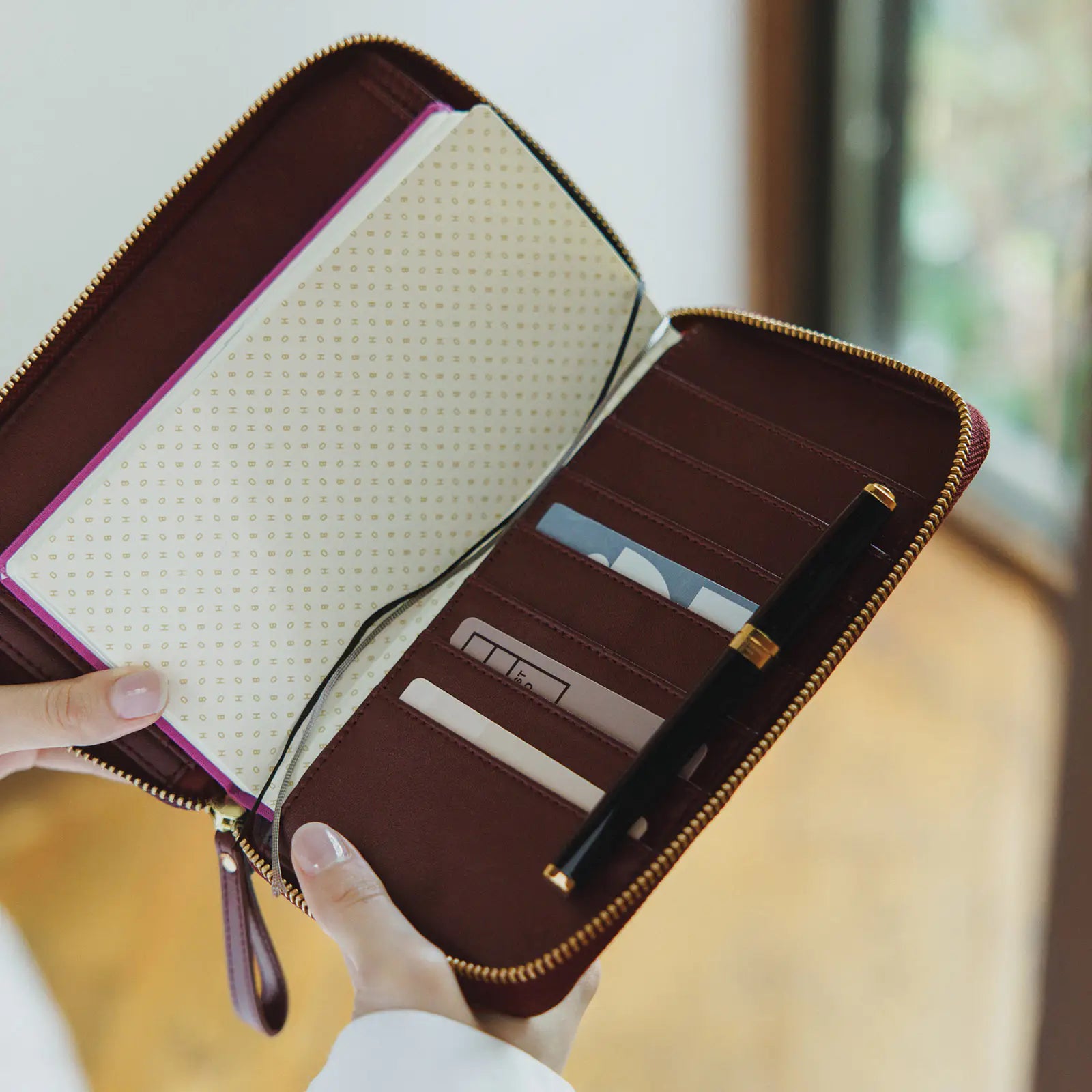 Hobonichi Techo 2027 Single Color “Amarone” Weeks Cover