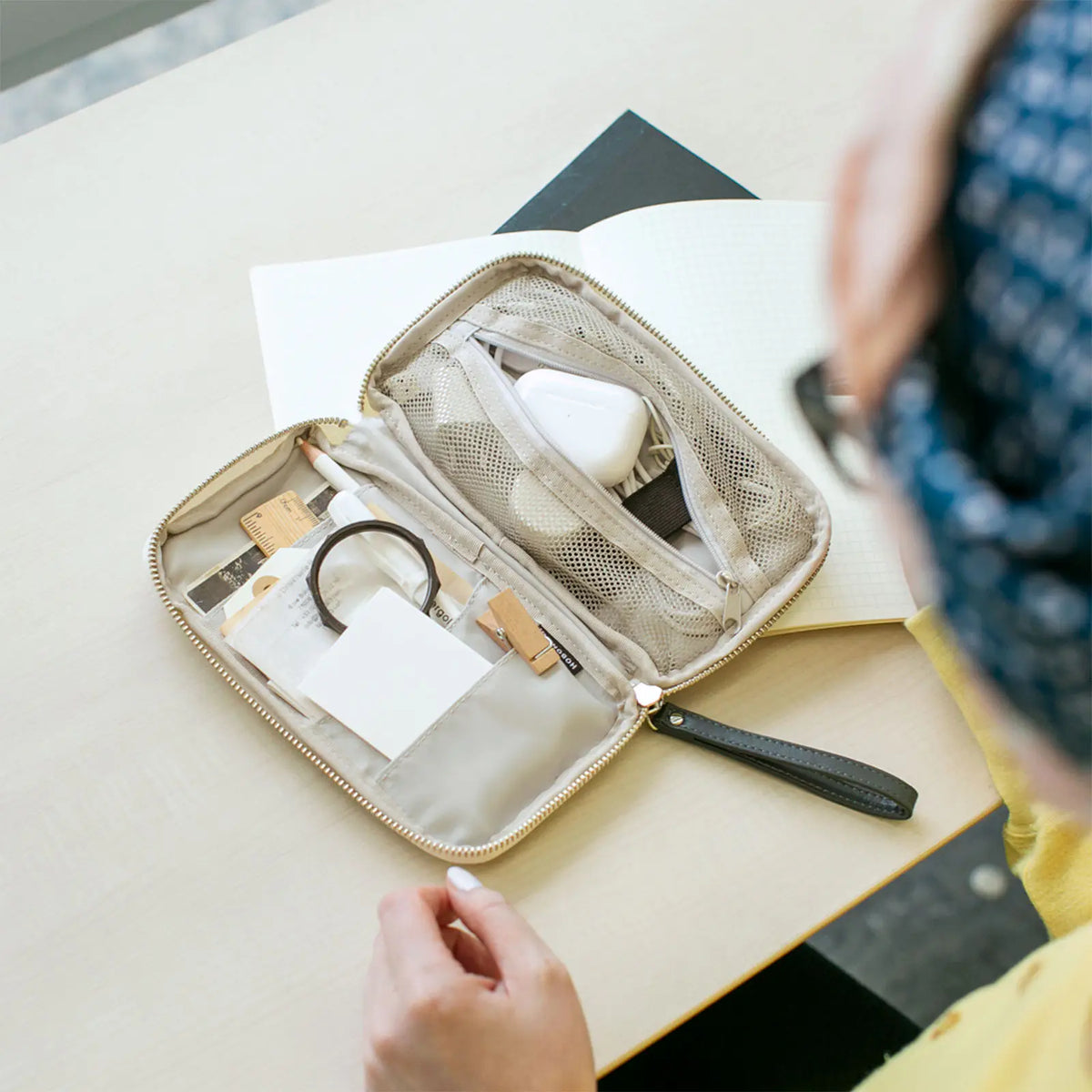 Hobonichi “Polar Bears” Small Drawer Pouch by Izumi Shiokawa