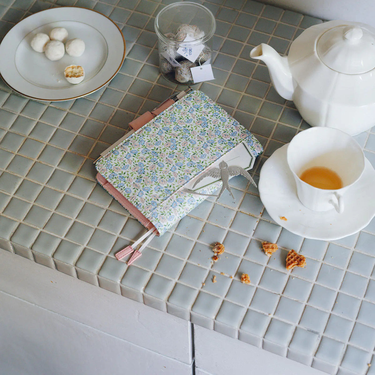 Hobonichi Techo LIBERTY FABRICS Sasha Kiora Planner Cover 2027