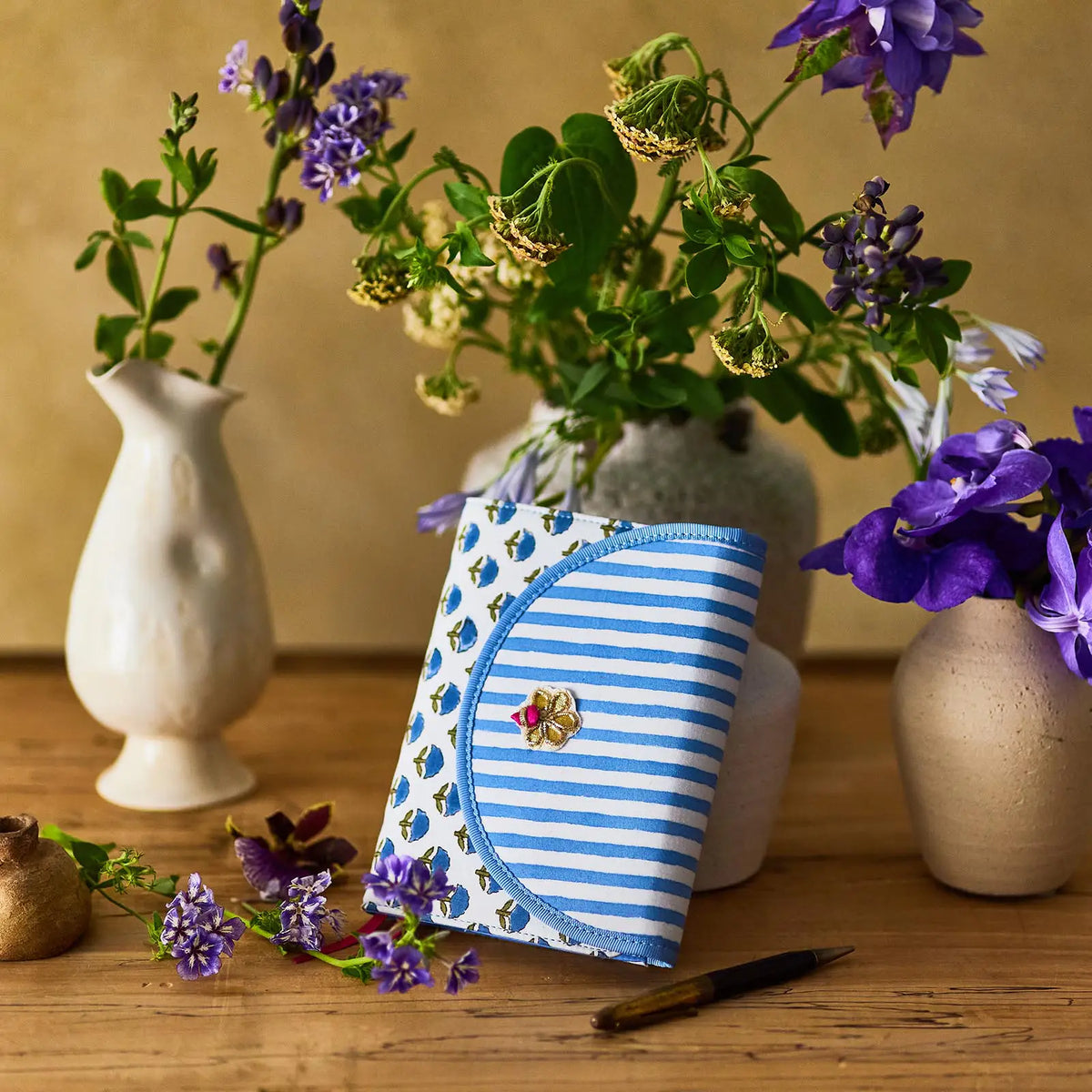 Hobonichi Techo A6 phoolon Little Flowers Planner Cover 2027