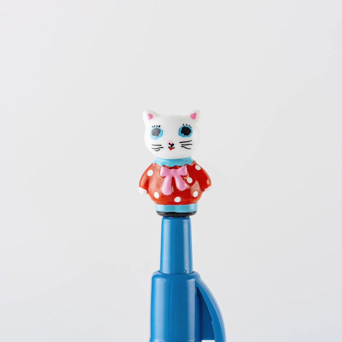 Hobonichi Yumi Kitagishi Shiro Neko Ballpoint Pen 0.5mm